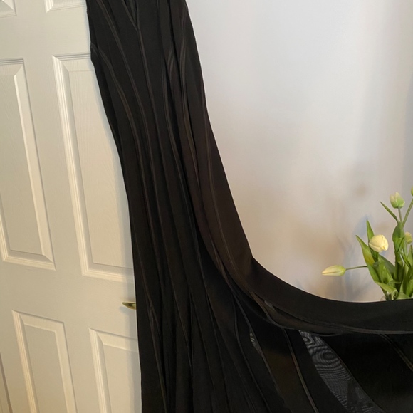 Designer Evening Gown - Picture 5 of 5